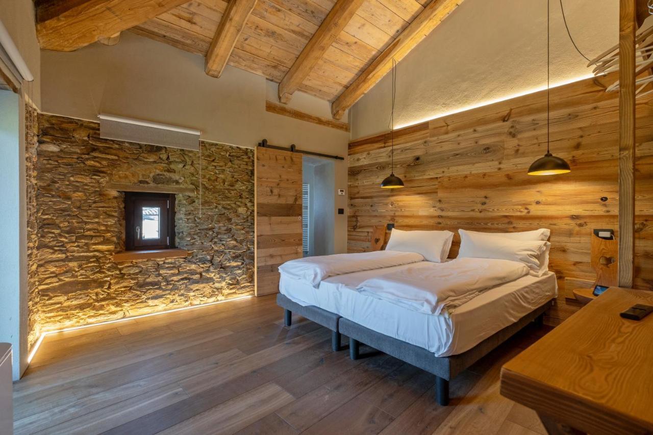 Bed and Breakfast L'Ozio Creativo Castelnuovo Nigra Екстер'єр фото